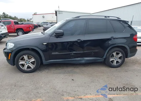 2012 BMW X5 xDrive35D z USA, uszkodzony, nr VIN 5UXZW0C54CL664249